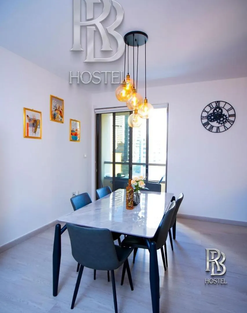 Rnb Beachside Hostel Dubai Homestay