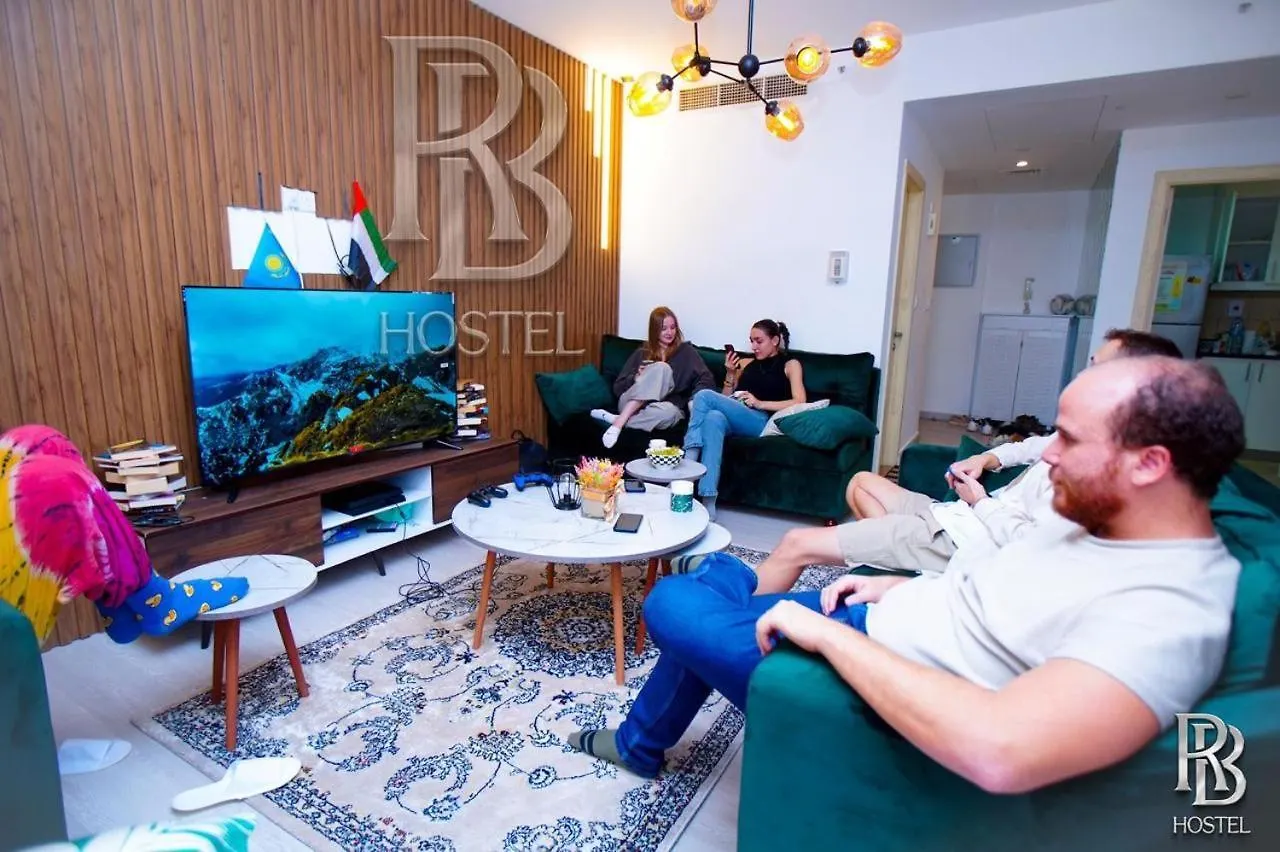 Rnb Beachside Hostel Dubai